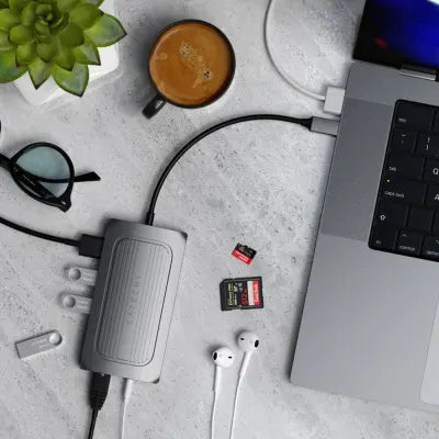Satechi USB4 Multiport Adapter With 8K HDMI (Space Grey) - Digital3d.com.au