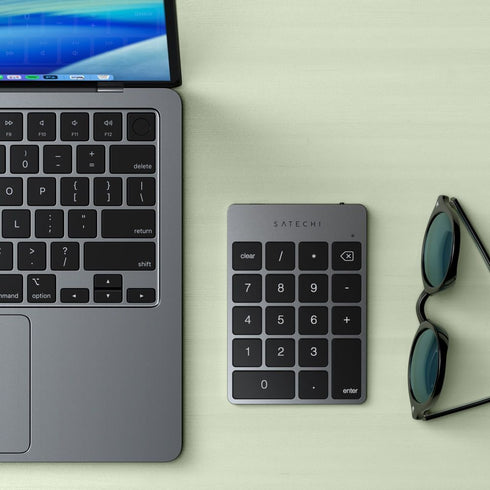Satechi Slim Wireless Keypad Image 24