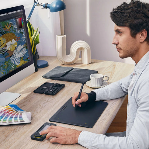 Xencelabs Pen Tablet Medium Bundle with Quick Keys - Digital3d.com.au